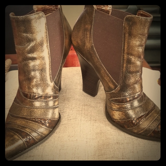 Bronze leathr westrn boot - Picture 4 of 8